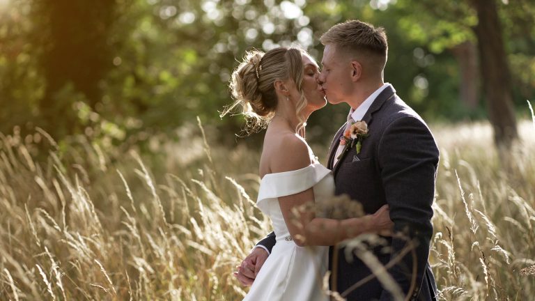 Ellie and Bobby sunset kiss